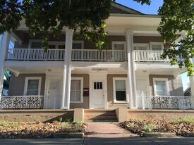 Building Photo - 112 E Courtland Pl