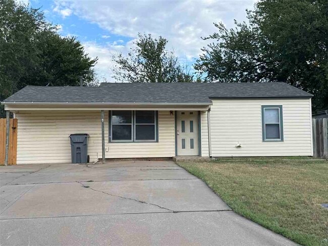 Primary Photo - 2815 SW I Ave
