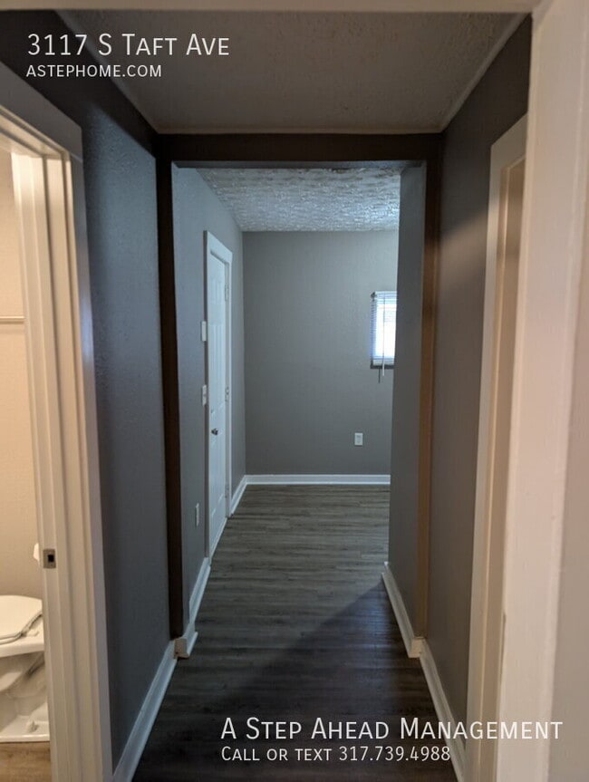 Building Photo - 3117 S Taft Ave