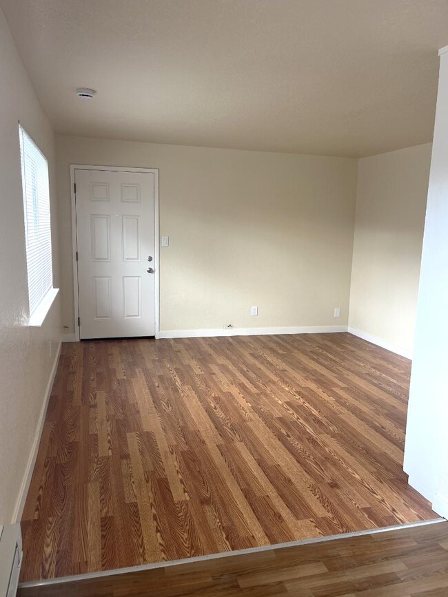 Building Photo - 7551 Rosanna St