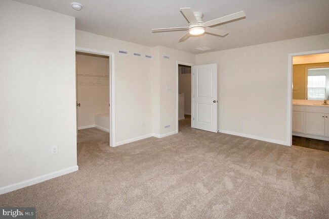 Building Photo - 117 Mazzeo Dr