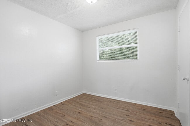Building Photo - 2154 Placeda St