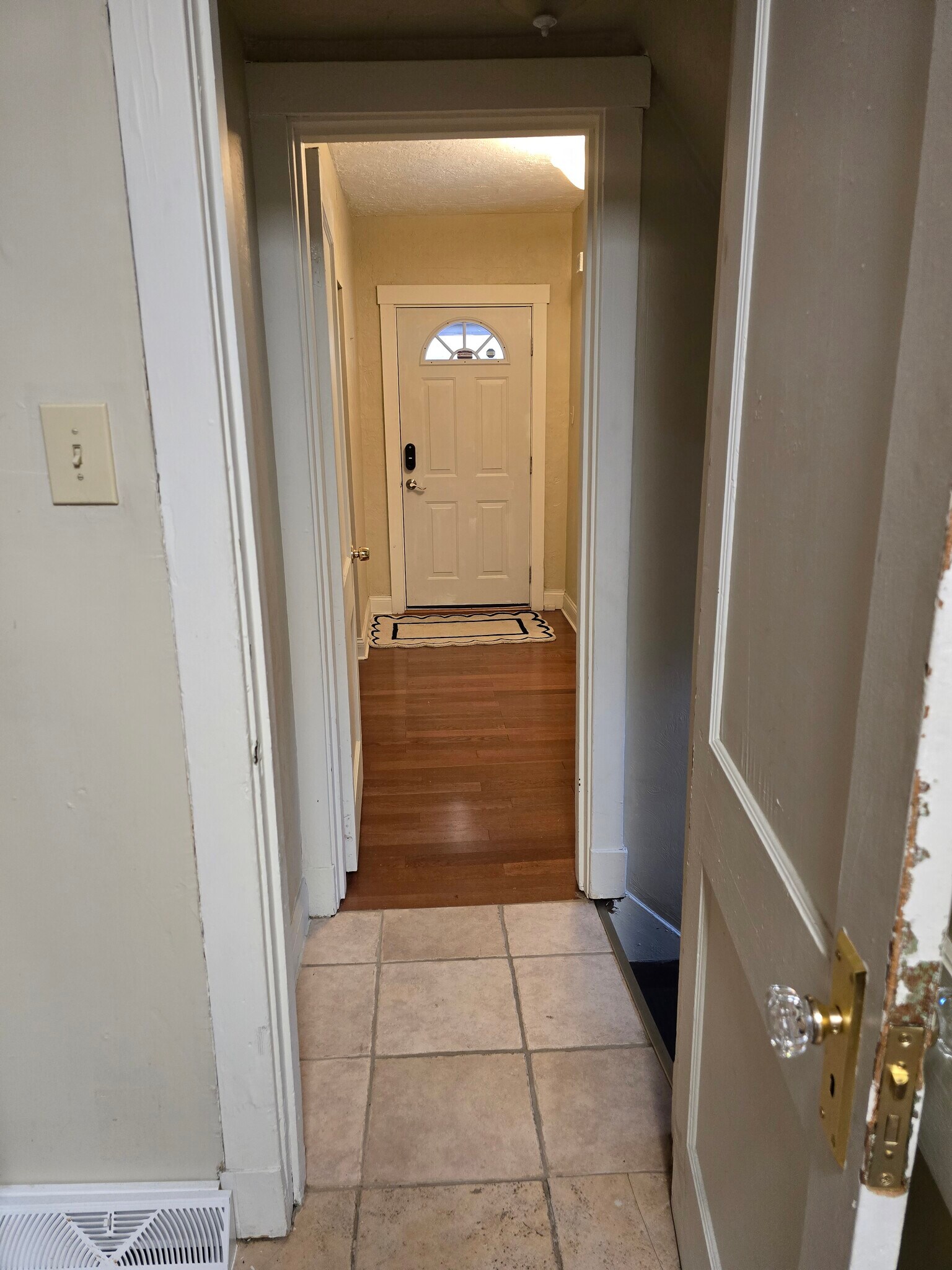 Building Photo - 6501 Deary St