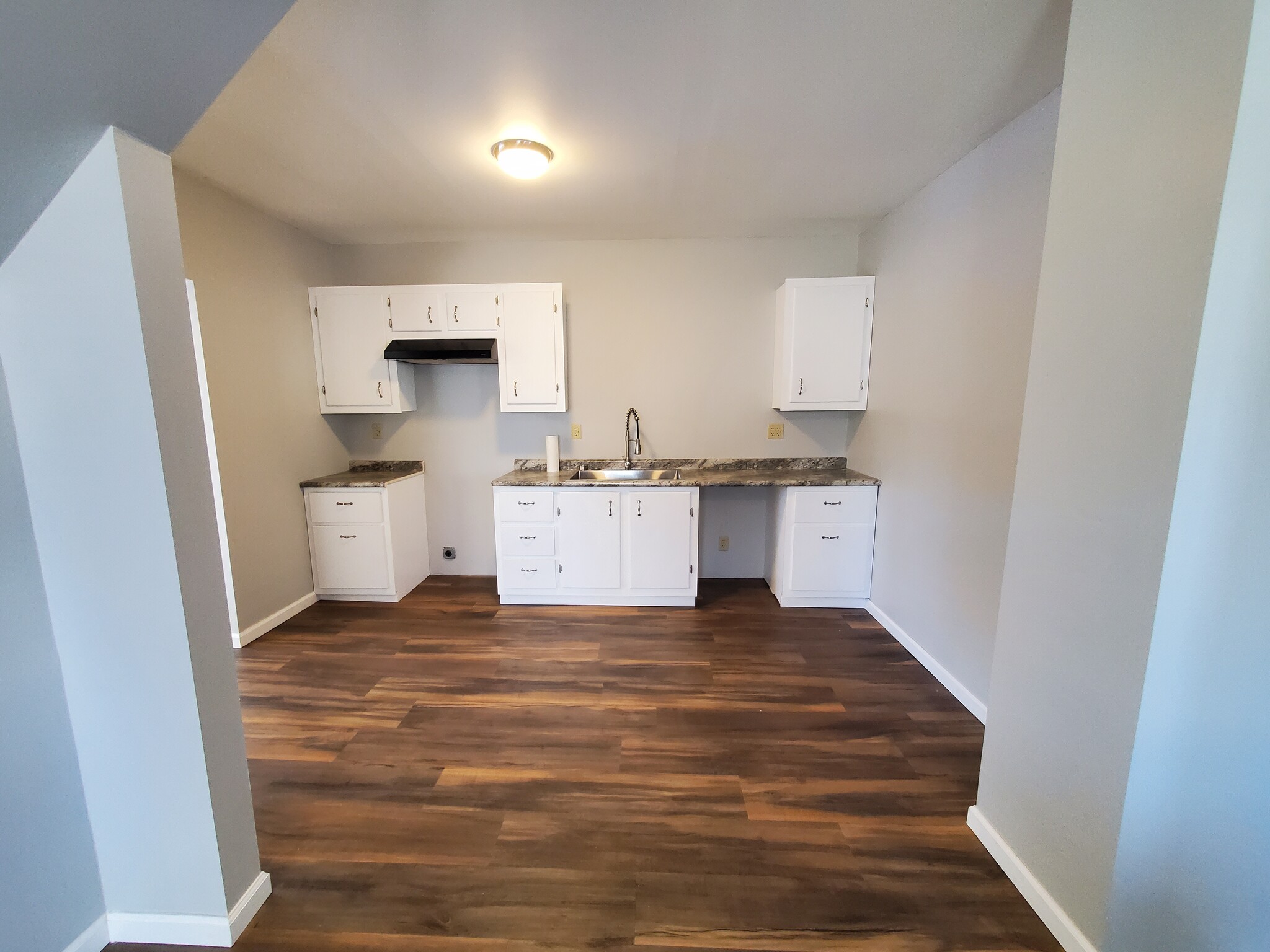 Kitchen - 816 W Gambier St