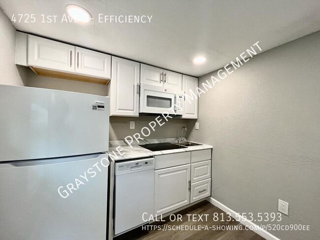 Building Photo - Efficiency available for rent in St.Pete!