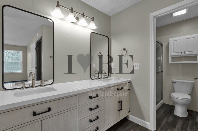 Building Photo - 5066 Ivywild Ave