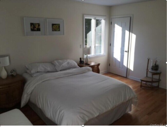 Building Photo - 9 Cedar Hill Rd