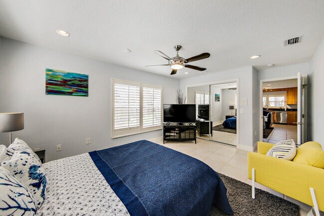 Building Photo - 24 Central Ave