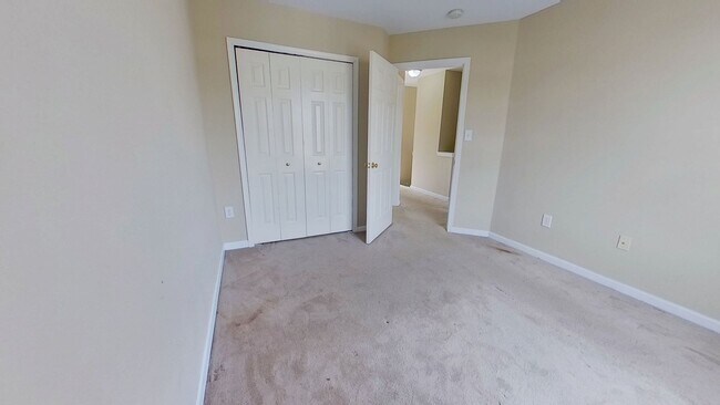 Building Photo - Spacious 3-Story Townhouse with One-Car Garage