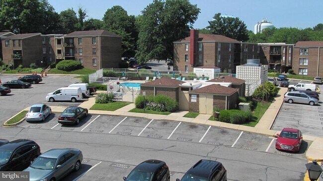 Building Photo - 3200 Spartan Rd