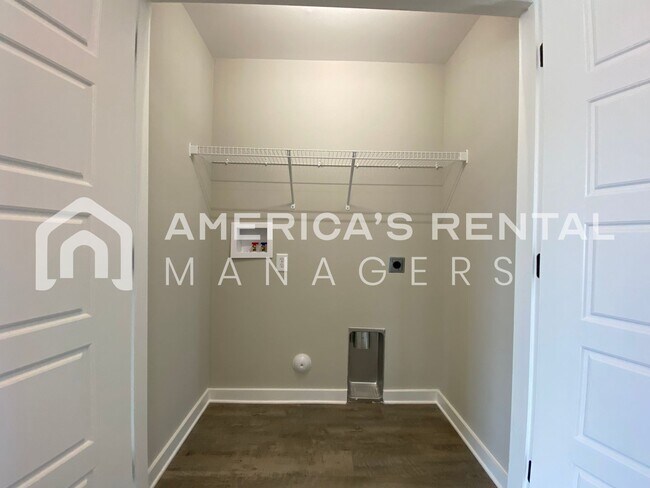 Building Photo - Home for Rent in Talladega, AL!!! AVAILABLE NOW!!!