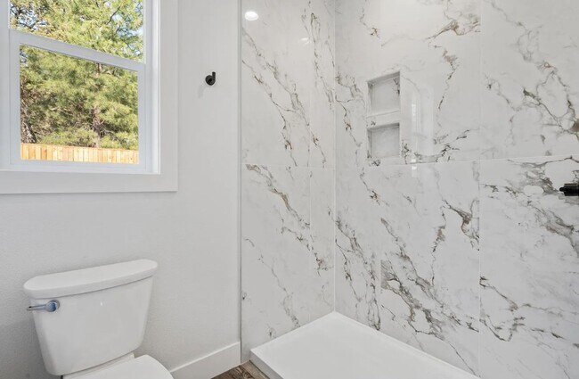 Building Photo - Brand new build 3 Bedroom, 2 bath Home