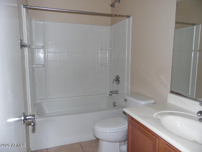 Building Photo - 8472 W Lewis Ave