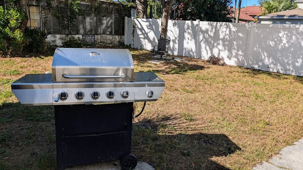 grill jn back yard - 2255 1st Ave N