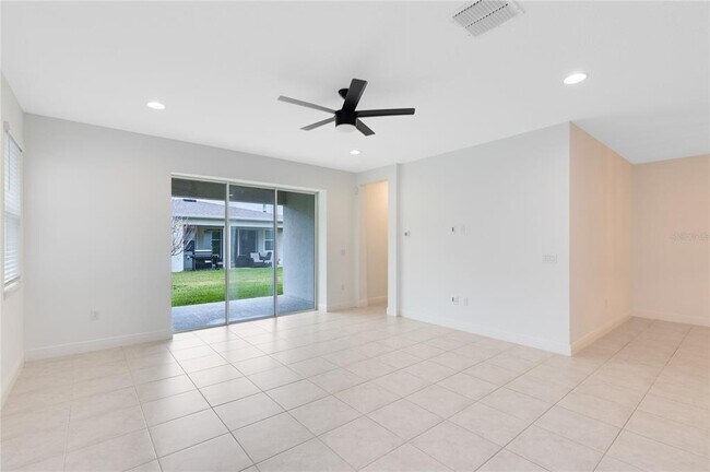 Building Photo - 19331 Banfield Pl