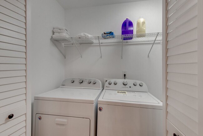 Laundry off Kitchen - 410 E Trinity Ln