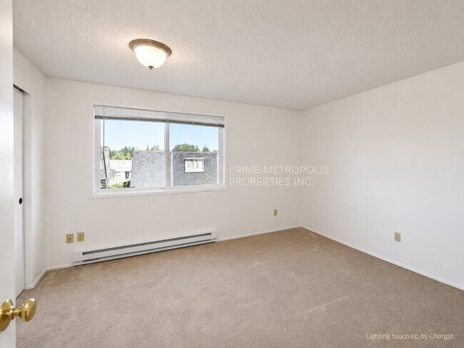 Building Photo - 117 146th Ave SE