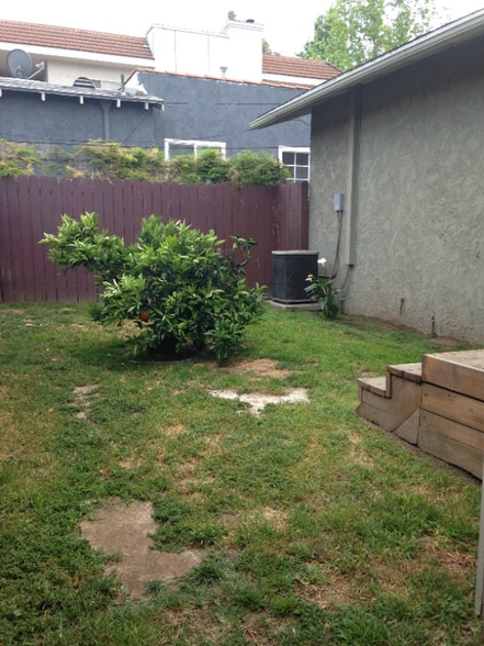 Building Photo - 1803 Orchard Ave