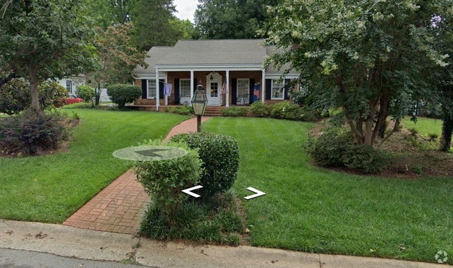 Building Photo - 514 Woodvale Dr