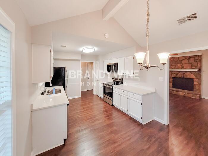 Building Photo - 4741 Stoney Hill Dr