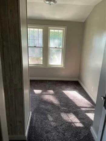 Building Photo - 406 S 6th Ave