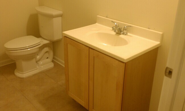 Building Photo - 4912 W Oklahoma Ave