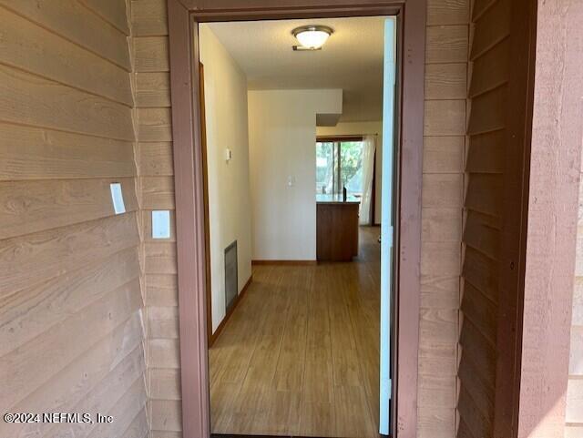 Building Photo - 458 Arricola Ave