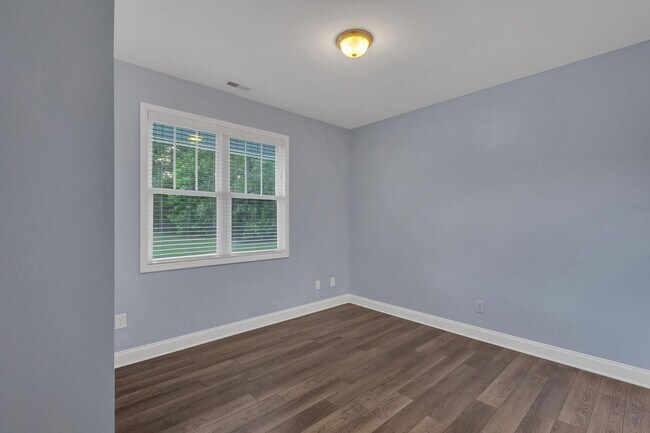 Building Photo - 5 Acres for rent in Holly Ridge!