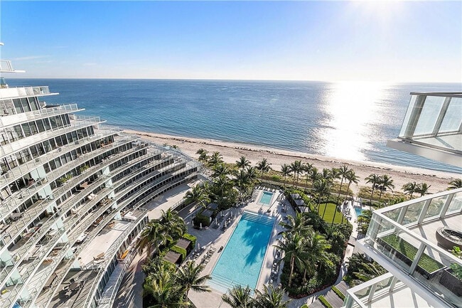 Building Photo - 2200 N Ocean Blvd