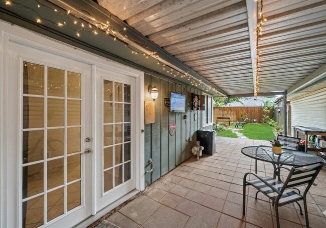 Building Photo - 12114 Westwold Dr