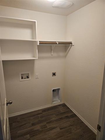 Building Photo - 8944 Devonshire Dr