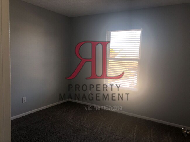 Building Photo - 5524 Glendalough St