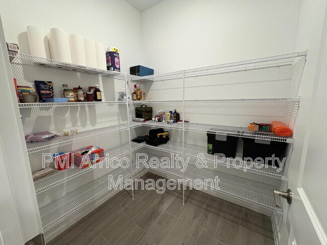 Building Photo - 11679 74th Cir E