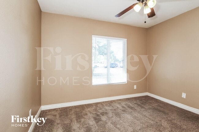 Building Photo - 12215 N 36th St