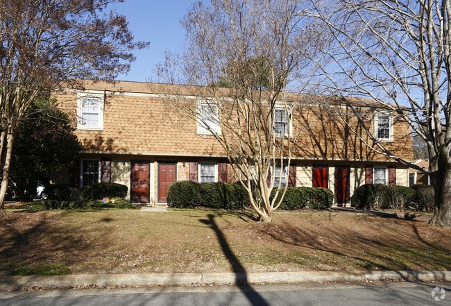 Building Photo - Dutch Village