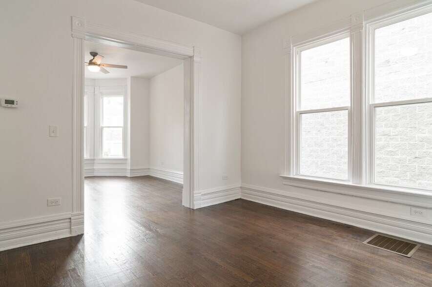 Dining Room 2 - 1714 N Whipple St