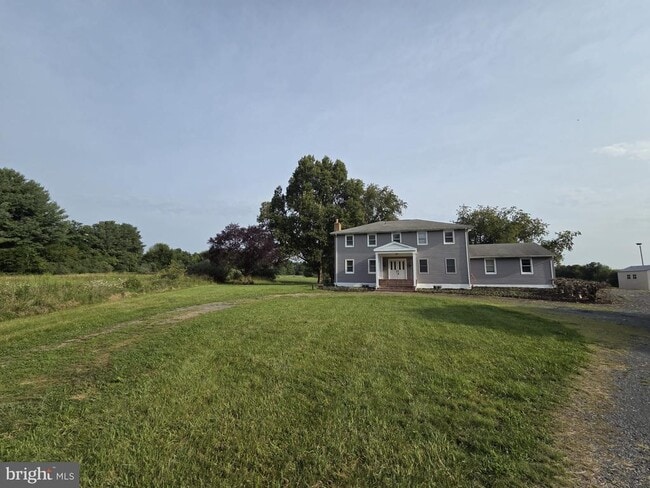Building Photo - 41234 Bridges Farm Ln