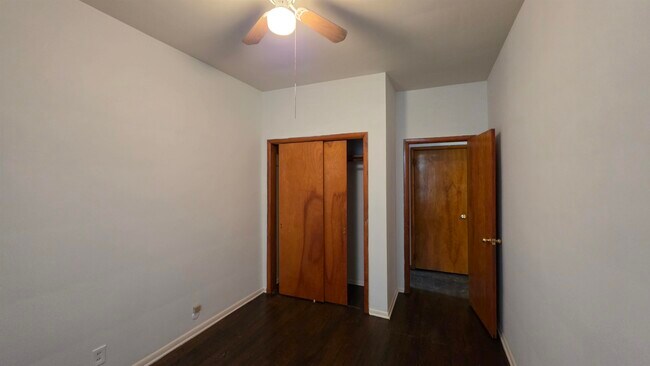 Building Photo - 139 Poplar St