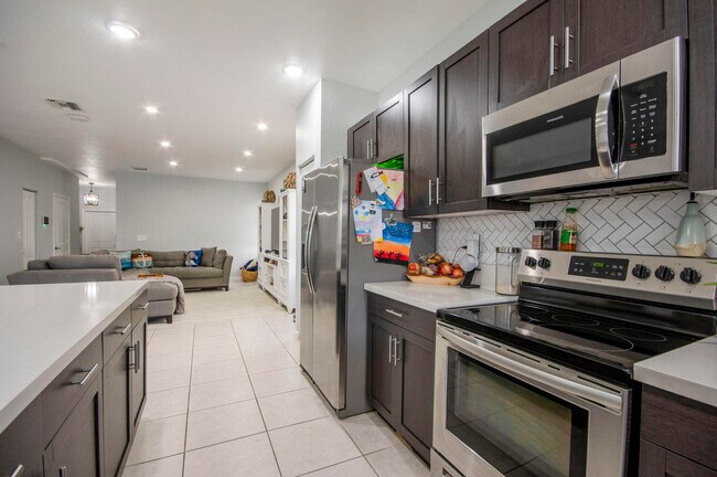 Building Photo - 24961 SW 107th Ct