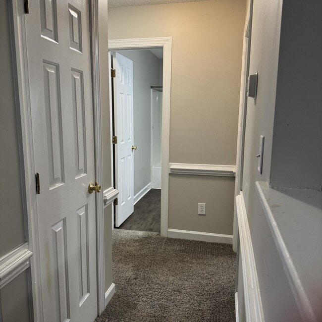 Building Photo - 1201 Masters Ln