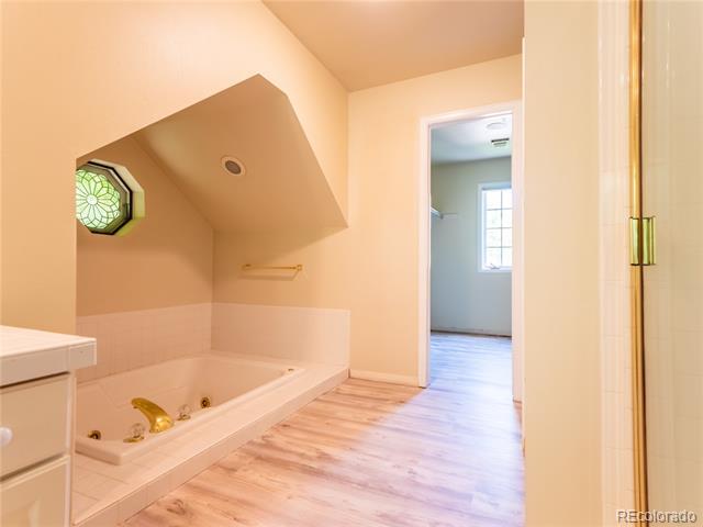 Building Photo - 888 S Josephine St