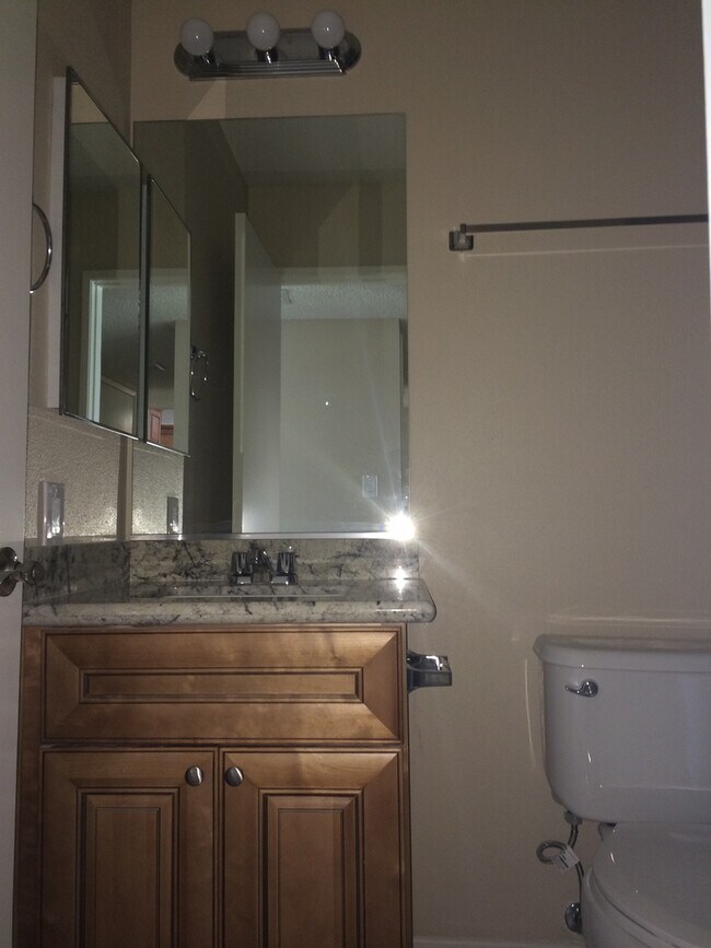 Building Photo - ranchview490