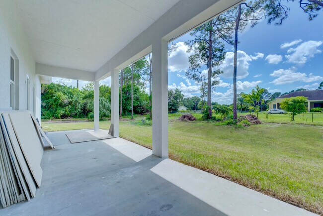 Building Photo - 17944 38th Ln N