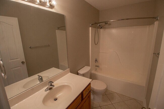 Building Photo - 7106 Stanwood Dr