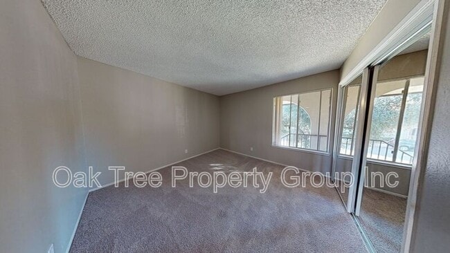 Building Photo - 1637 Catalina Ct