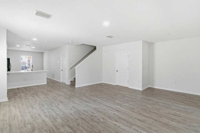 Building Photo - 9973 Hound Chase Dr