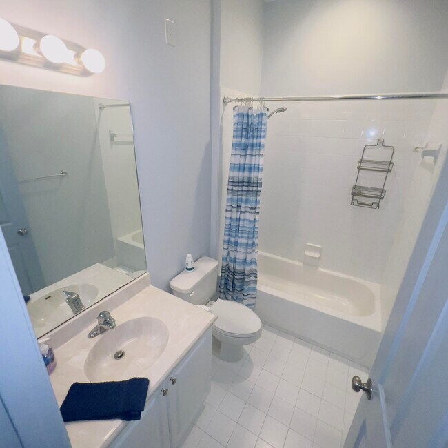 Building Photo - 4316 Main St