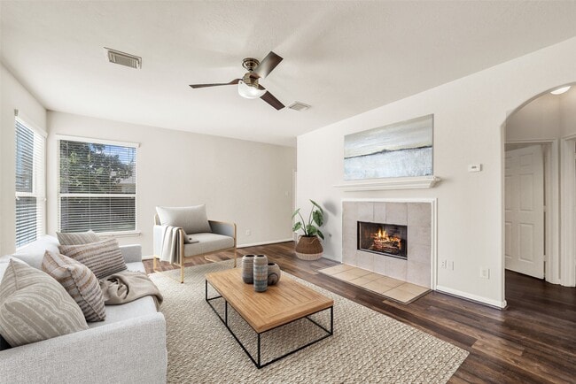 Building Photo - 7414 Compass Rose Dr