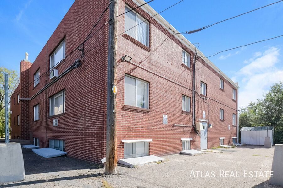 Building Photo - 4991 Lowell Blvd