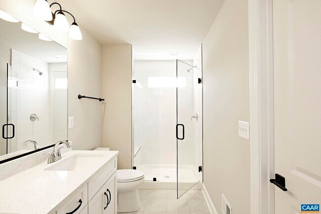Building Photo - 4012 Talen Ln